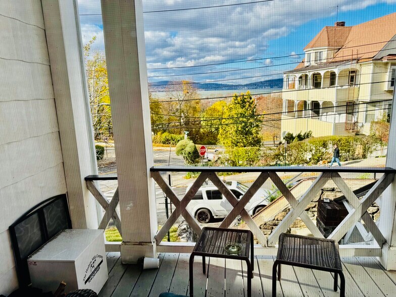 Building Photo - 56 Windle Park