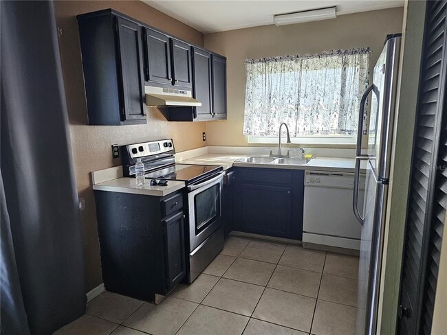 Building Photo - 569 Hunter Cir