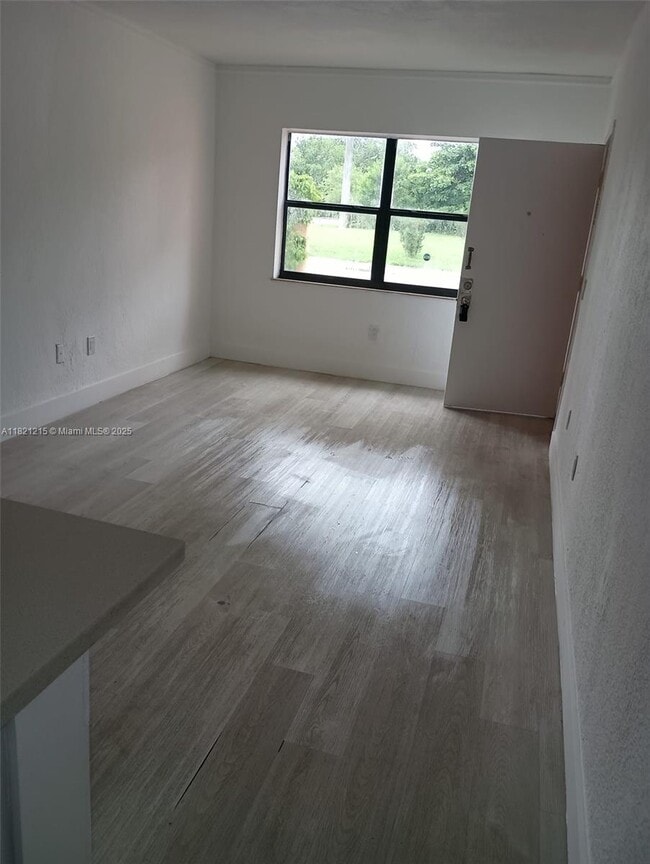 Building Photo - 6170 SW 62nd Terrace