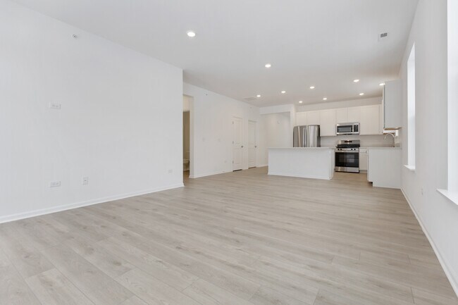 Building Photo - 12245 Barcroft Cir