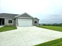 Building Photo - 8605 Highview Cir