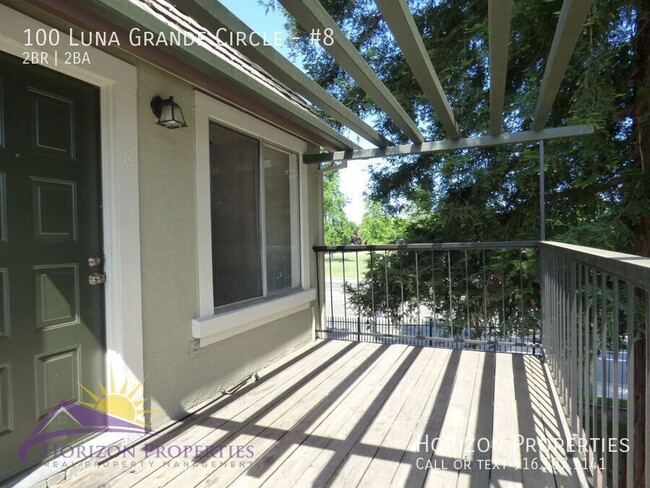 Building Photo - Condo in South Natomas, 2 Bed 2 Bath 840 sqft