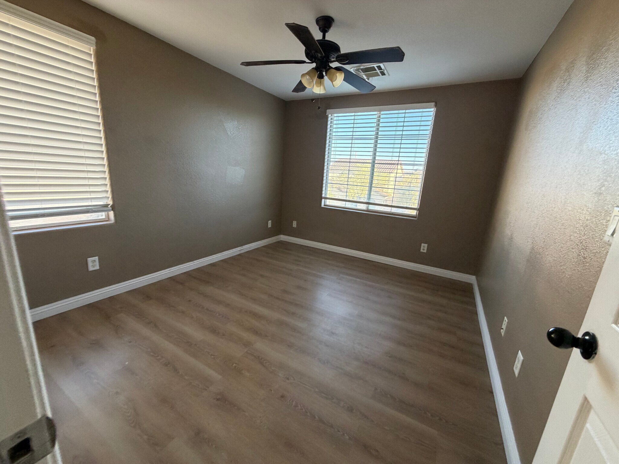Building Photo - 9196 Grand Sunburst Ct