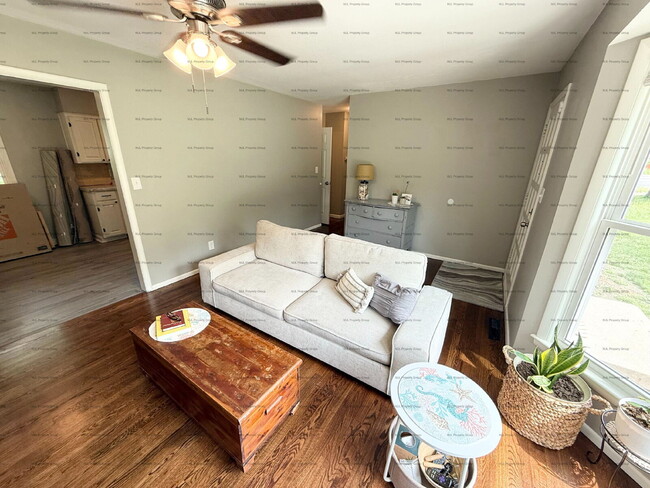 Building Photo - Beautiful 3 Bedroom / 3 bathroom Home Ready May 7th