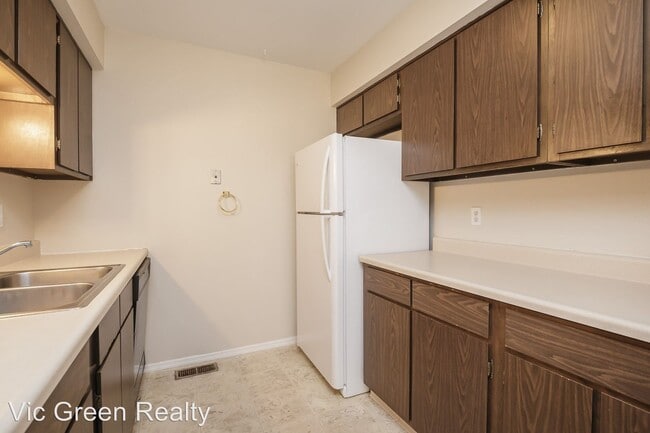 Building Photo - 3519 Golden Meadows Ct
