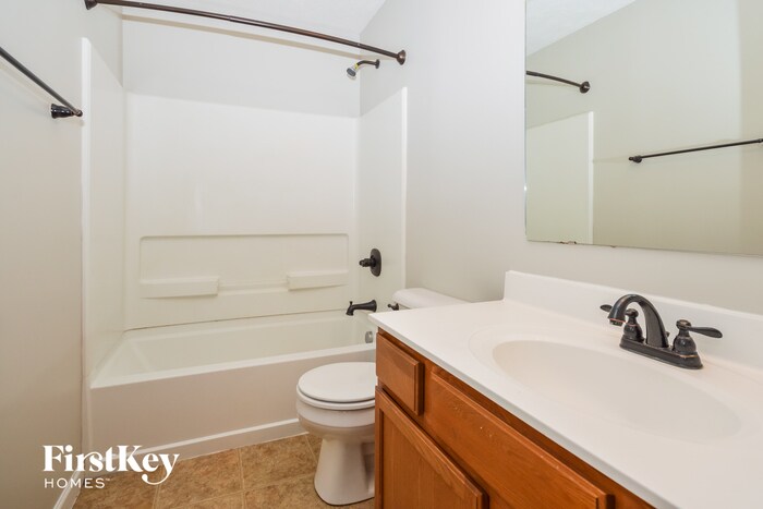 Building Photo - 2661 Liatris Dr
