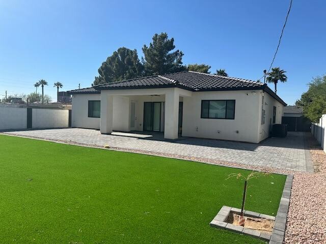 Building Photo - 6729 N 13th St