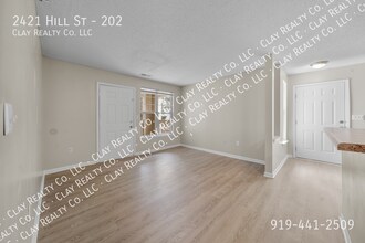 Building Photo - 2421 Hill St