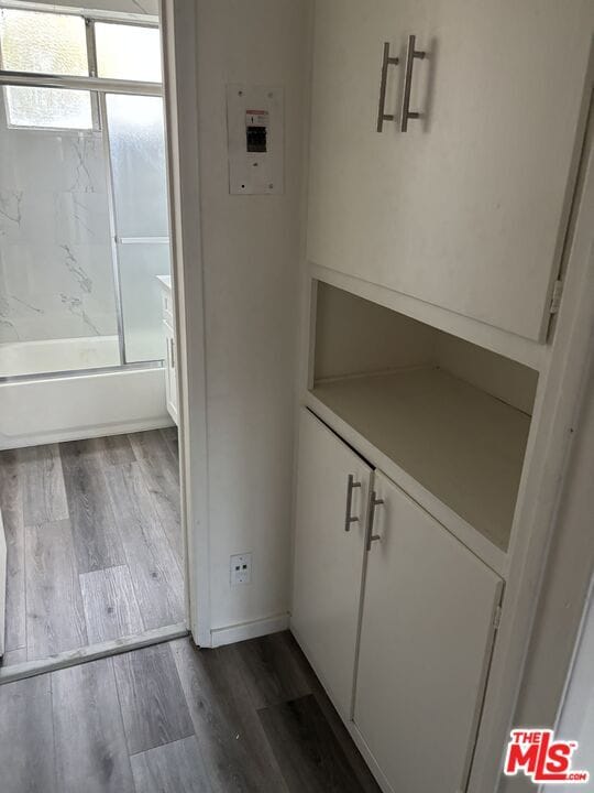 Building Photo - 3901 W 7th St