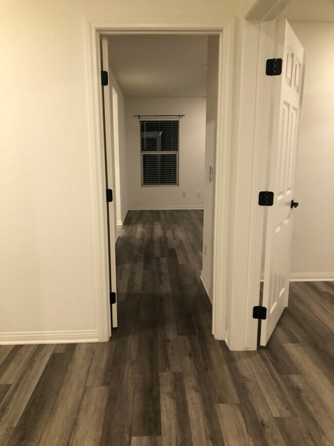 Building Photo - 26756 Calle Celia