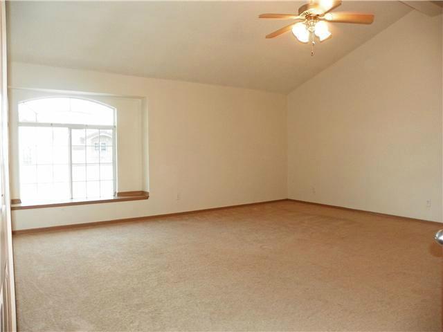 Building Photo - 12705 Tierra Flores Dr