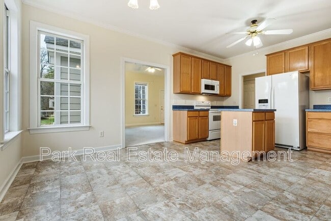 Building Photo - 304 Chatham Forest Dr