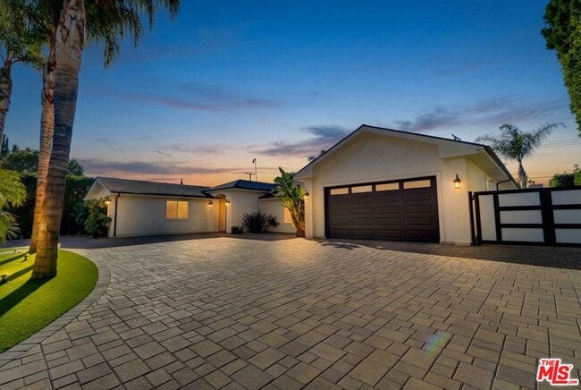 Building Photo - 6243 Berquist Ave