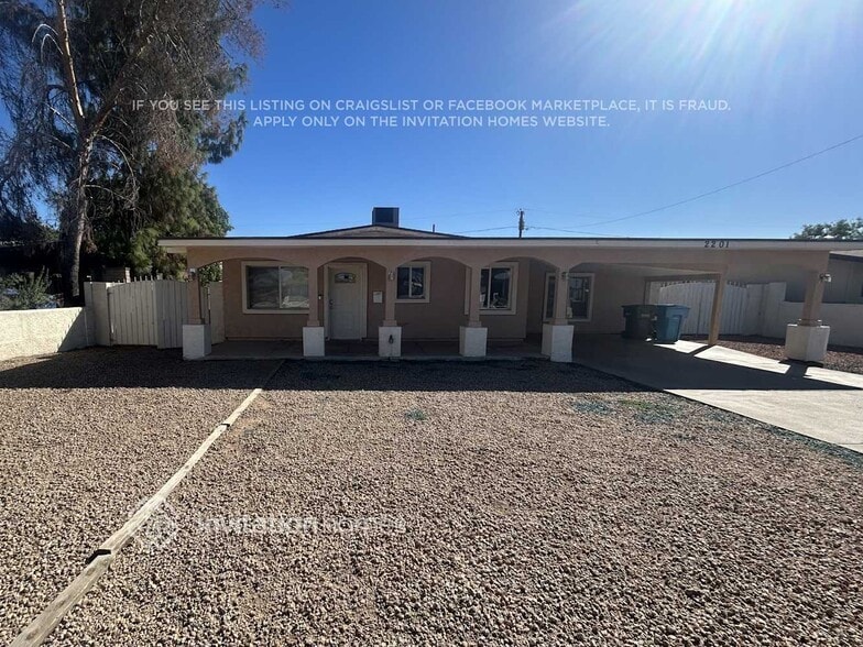 Primary Photo - 2201 W Cortez St