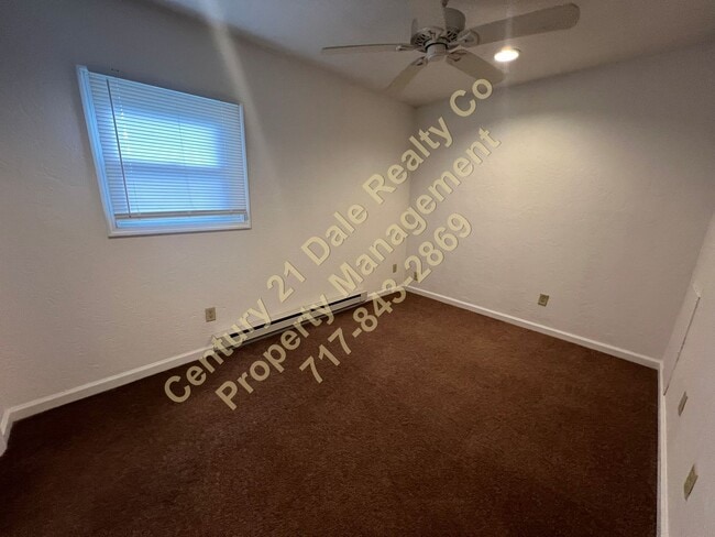 Building Photo - 2BR, 1.5 Bath home in Dallastown School Di...
