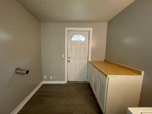 Building Photo - 144 W Broadway St