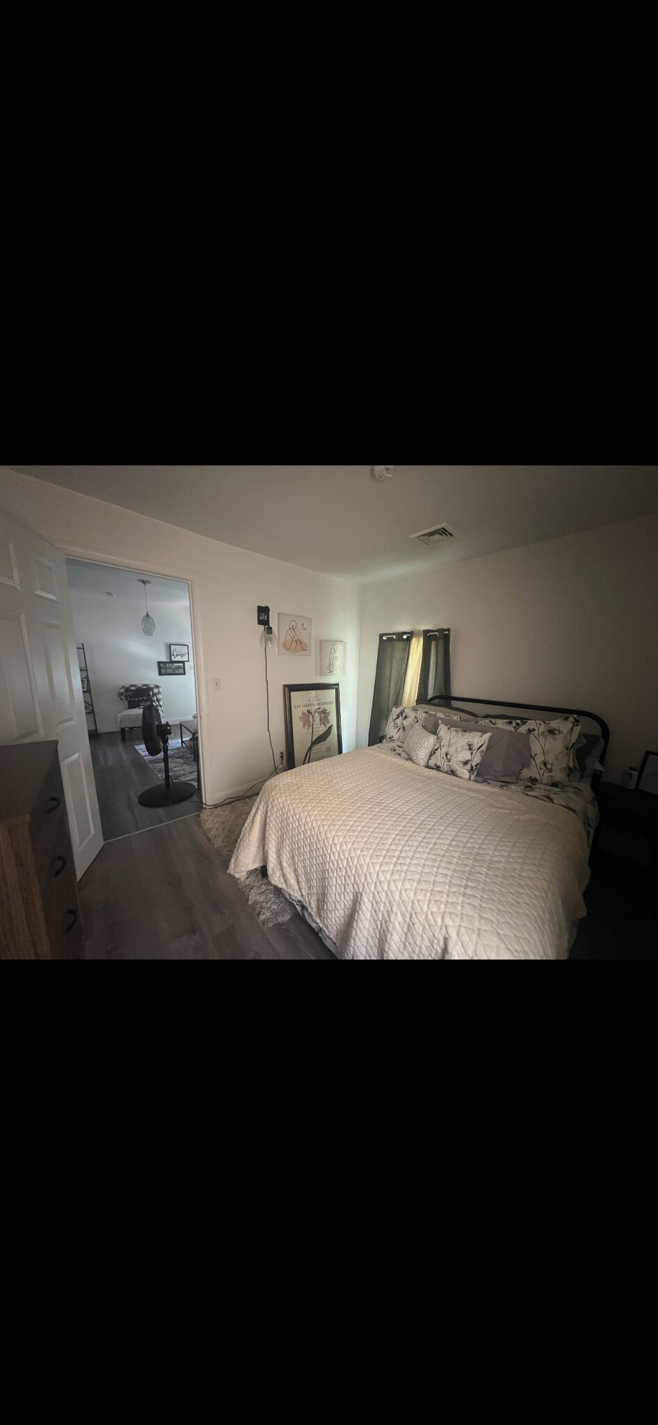 Building Photo - 46 Mary Ave