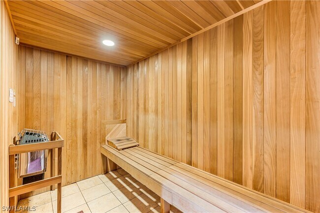 Building Photo - 10080 Via Colomba Circle