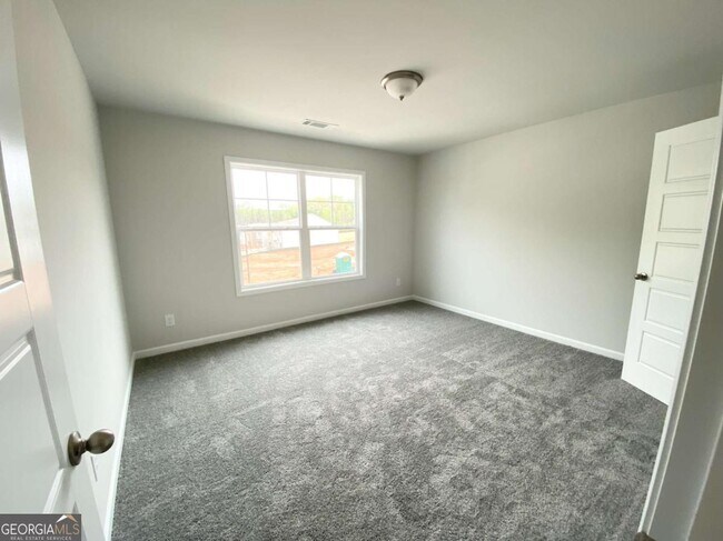 Building Photo - 159 Station Overlook Dr