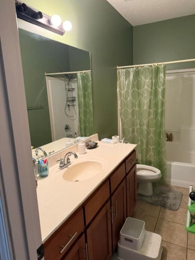 Building Photo - 3522 Golden Valley Ln