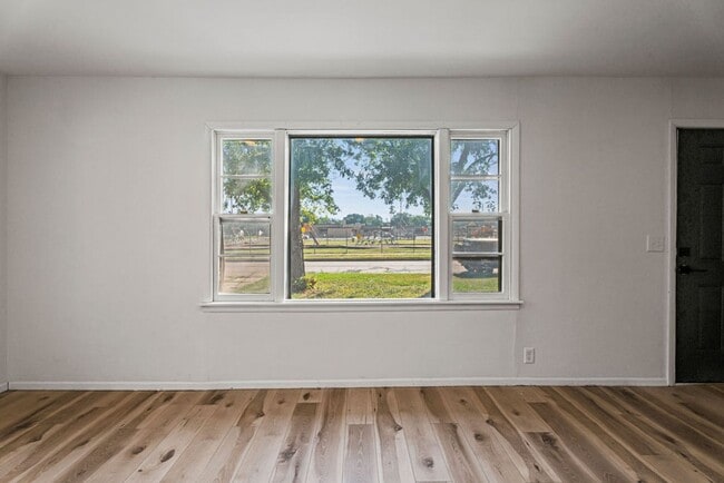 Building Photo - Coming soon!