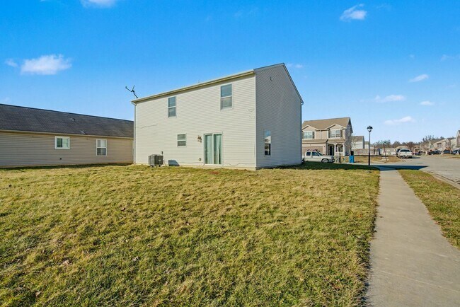 Building Photo - 8131 Grove Berry Dr