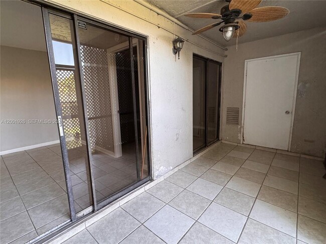 Building Photo - 910 Constitution Dr