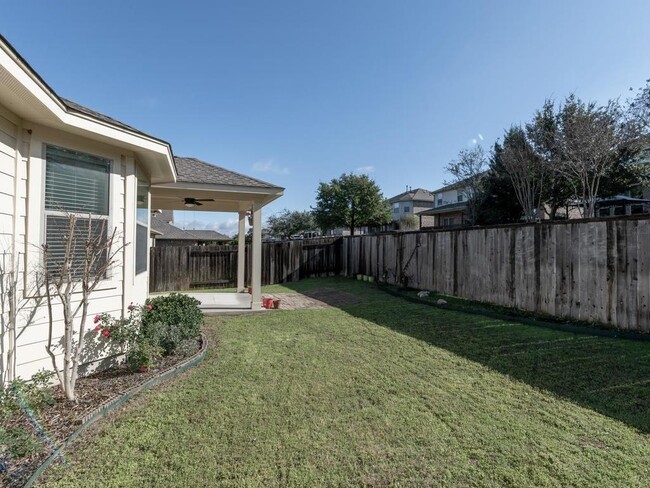 Building Photo - 2104 Granite Hill Dr