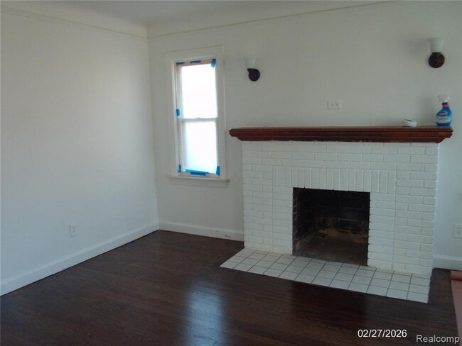 Building Photo - 15107 Whitcomb