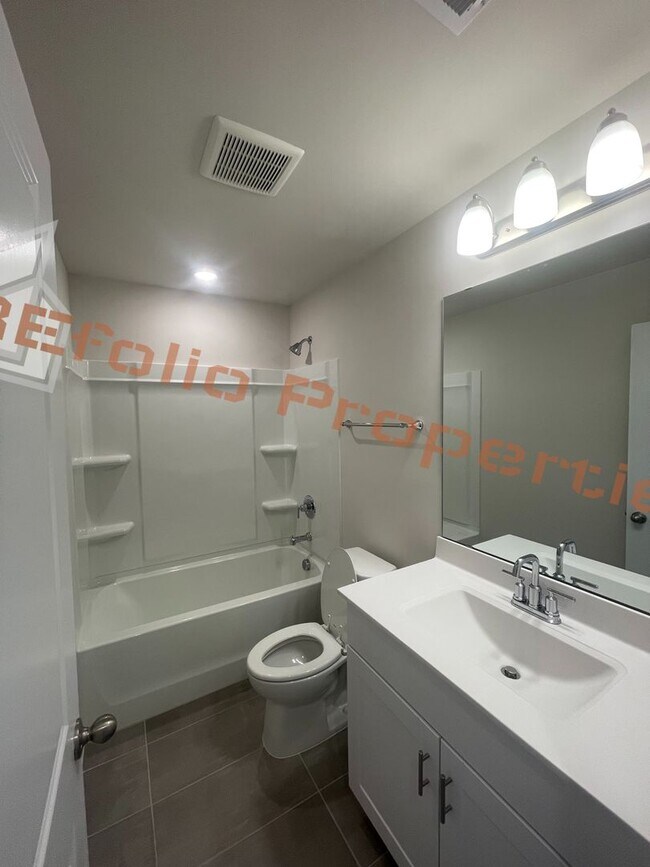Building Photo - 7129 Stratified Ct