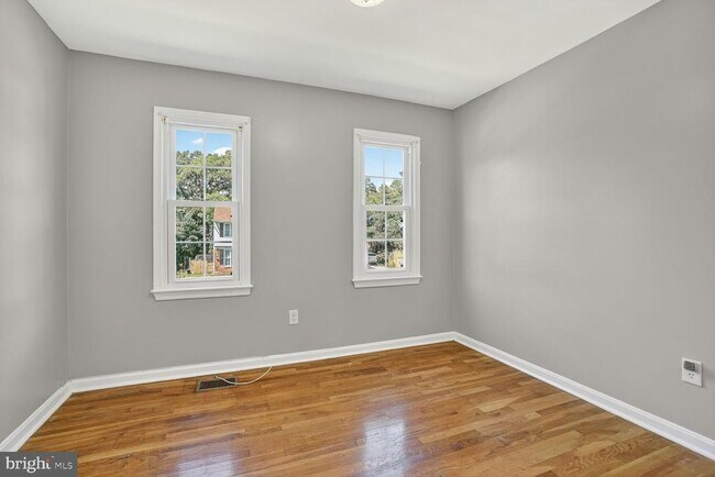 Building Photo - 7720 Loudon Dr