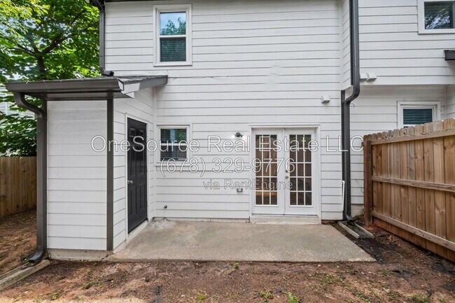 Building Photo - 1340 N Hampton Rd