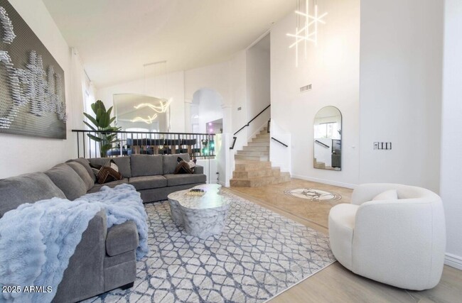 Building Photo - 5536 E Campo Bello Dr