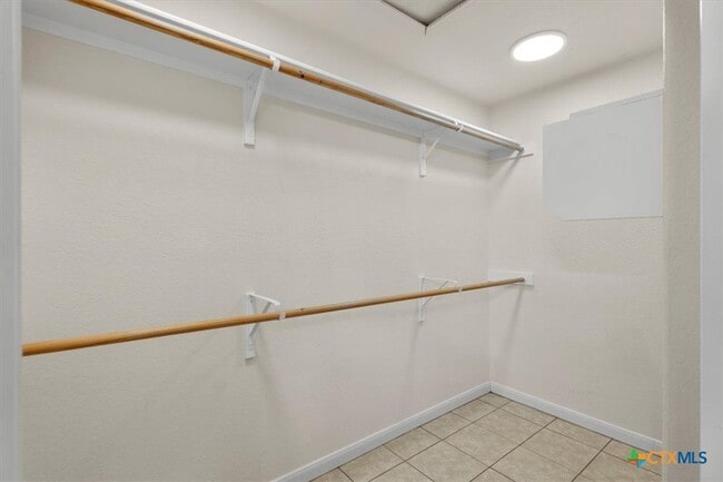 Building Photo - 119 Weatherby Dr