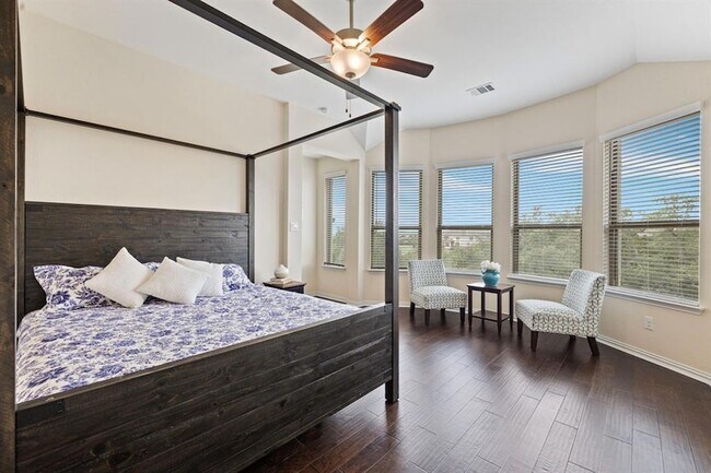 Building Photo - 7716 Pace Ravine Dr