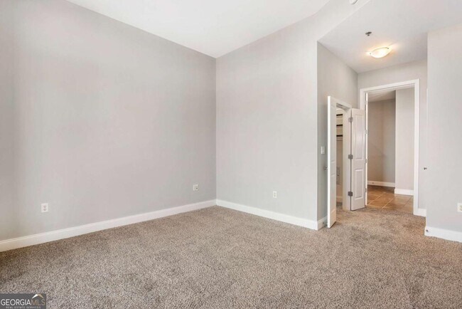 Building Photo - 270 17th St NW