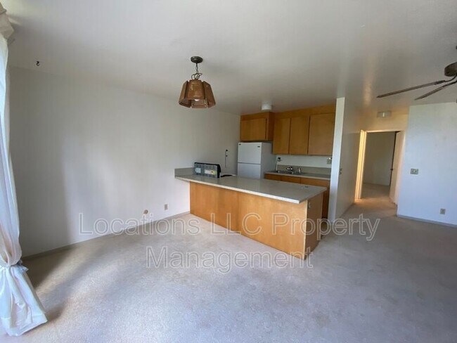 Building Photo - 84-755-755 Ala Mahiku St