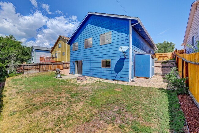 Building Photo - $2,245 - 3 Bed, 3 Bath Home with Finished ...