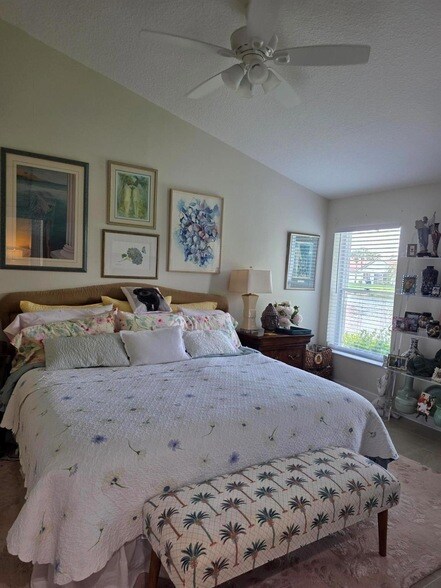 Building Photo - 11000 Ladera Ln