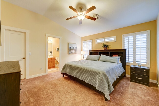 Building Photo - 6744 S Haunted Canyon Rd