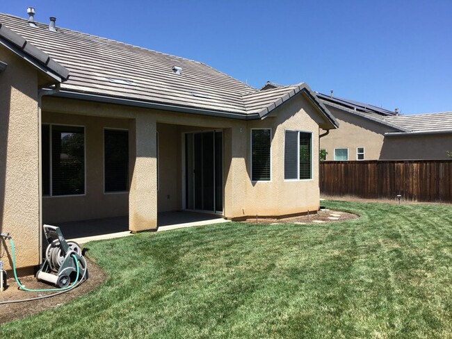 Building Photo - Welcome to Harlan Ranch!!!