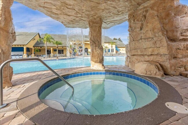 Building Photo - Stunning 4BR Resort Home in Four Corners, ...