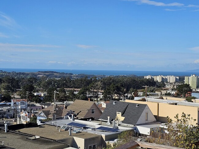 Building Photo - 158 Santa Barbara Ave