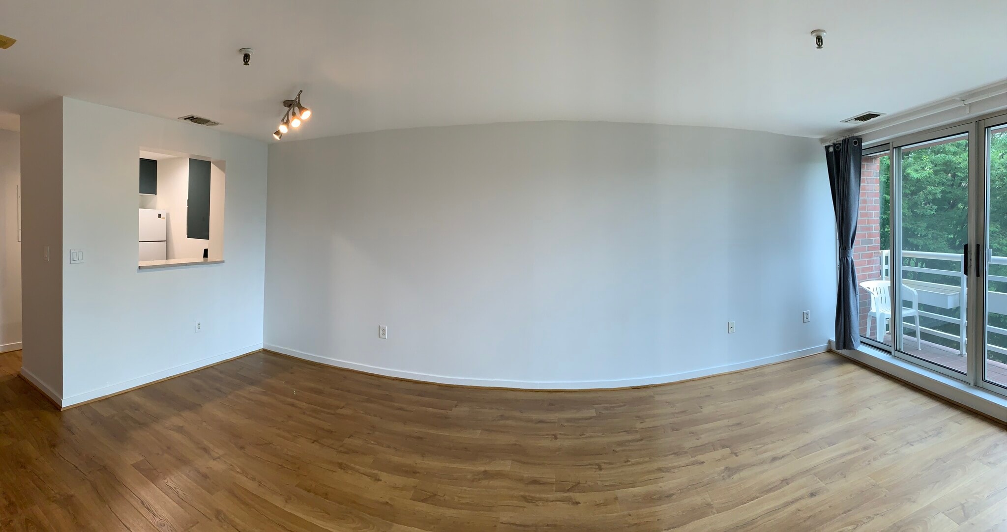 Building Photo - 4 Canal Park