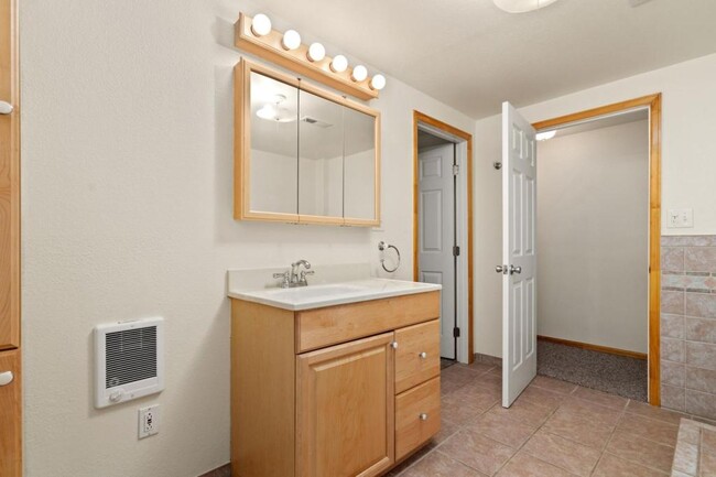 Building Photo - 5743 Snow Mesa Ct