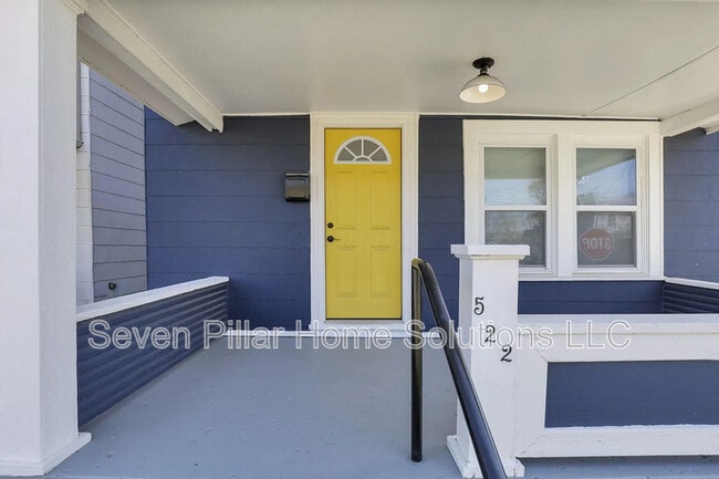 Building Photo - 522 Ryan Ave
