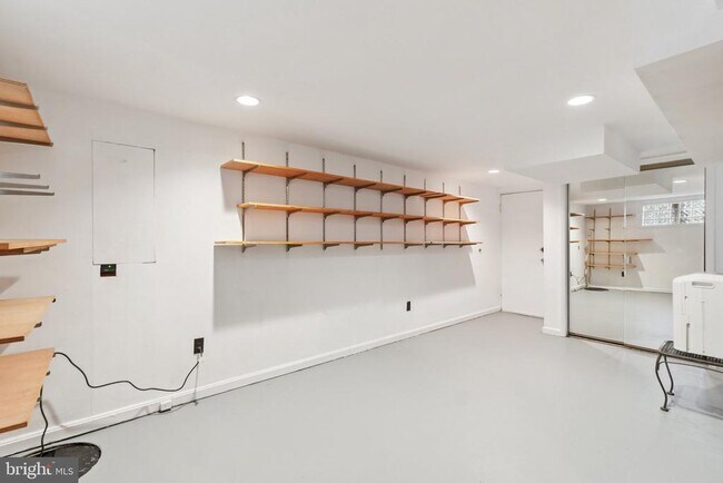 Building Photo - 5008 44th St NW