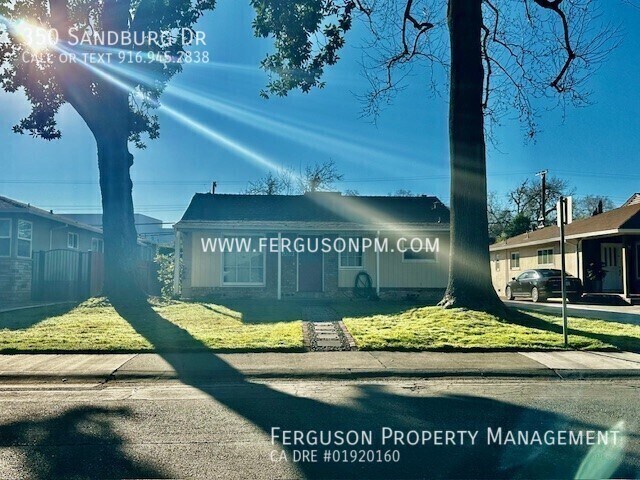 Building Photo - 350 Sandburg Dr