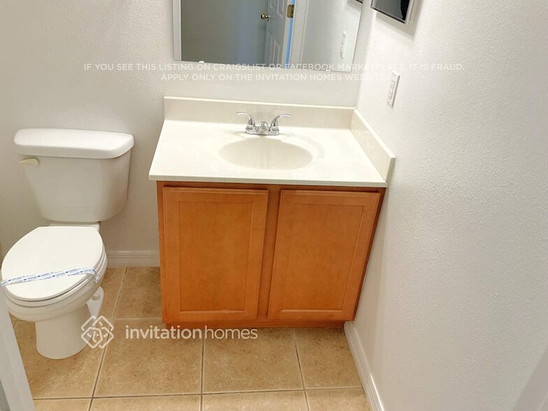 Building Photo - 1450 Mycroft Dr