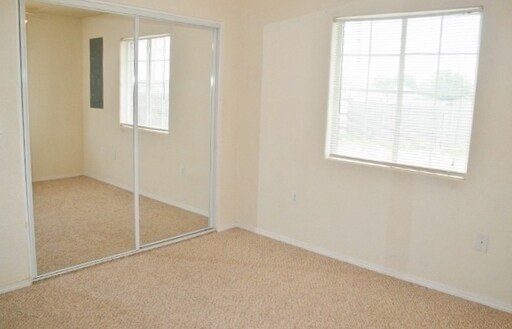 Building Photo - 1233 Purdue Ave